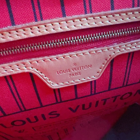 Louis Vuitton Neverfull MM Monogram - Picture 6 of 16